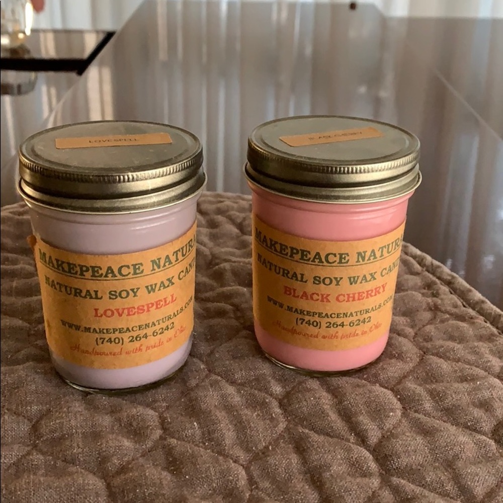 2- 8 Oz Make peace Naturals Soy Wax Candles - Picture 1 of 6